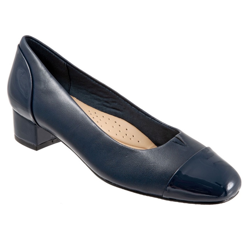 Trotters Daisy Pump Narrow!